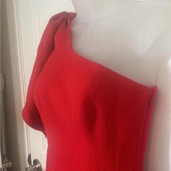 Dress The Population 'Tiffany' One-Shoulder
Mini Dress - Picture 4 of 8